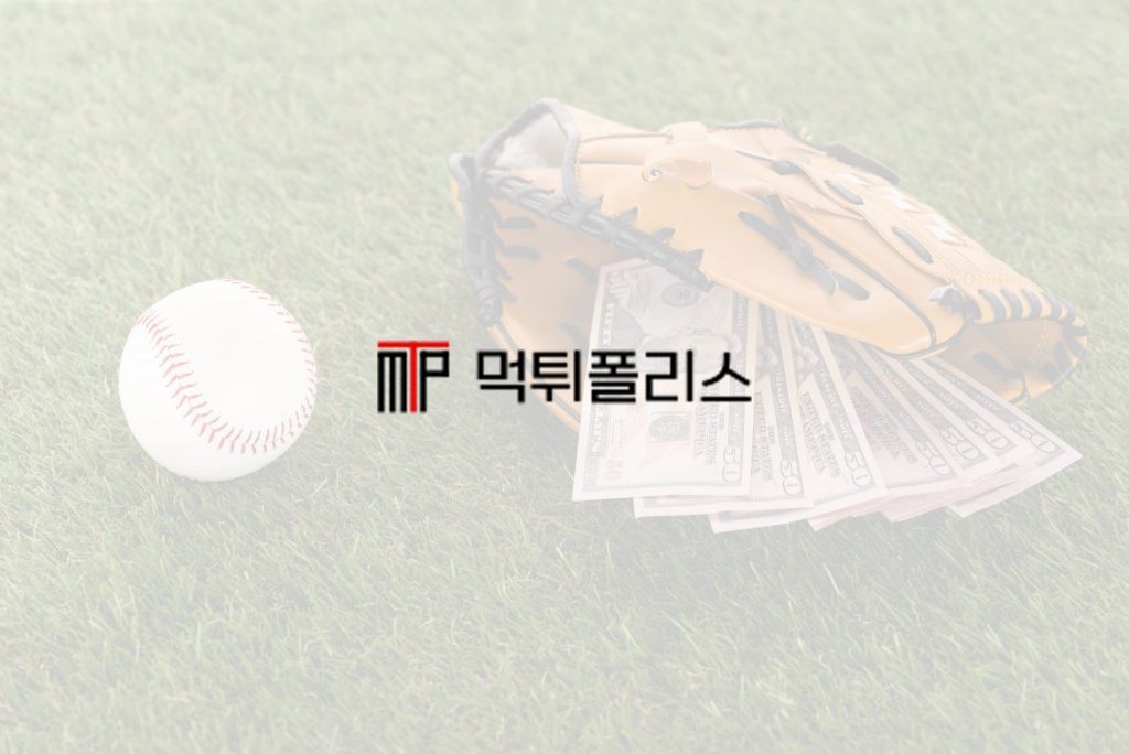 바카라 사이트: 카드 게임을 즐길 수 있는 티켓